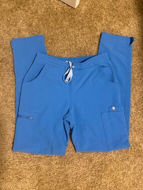 FIGS Women's Scrub Capri Blue Scrub Pants